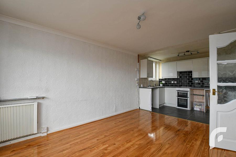 9a Woodland House