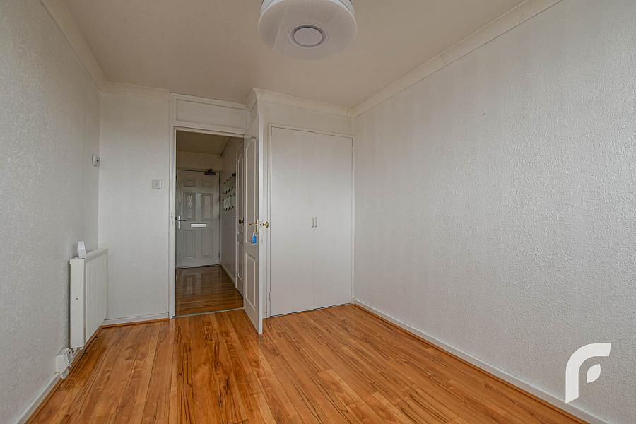 9a Woodland House