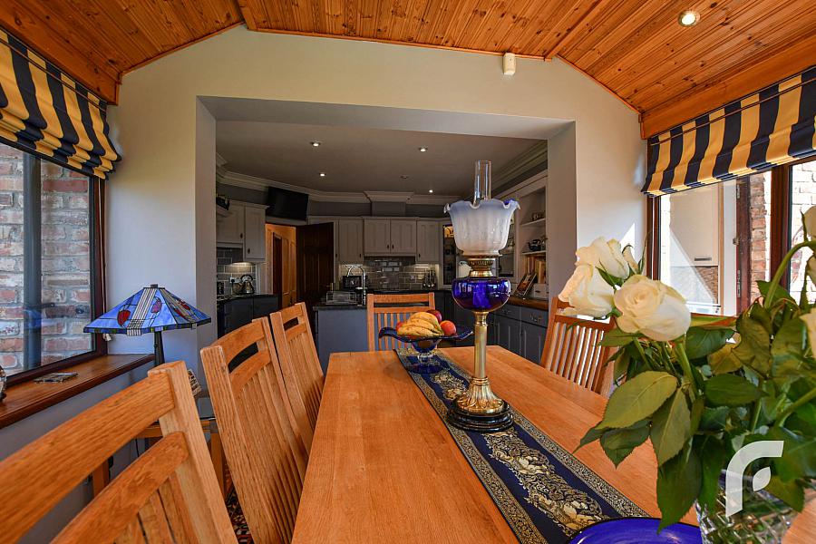7 Hedgelea Grove