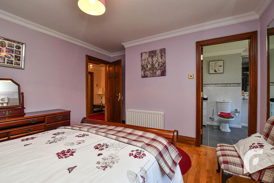 7 Hedgelea Grove