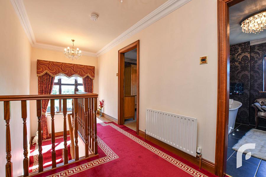 7 Hedgelea Grove