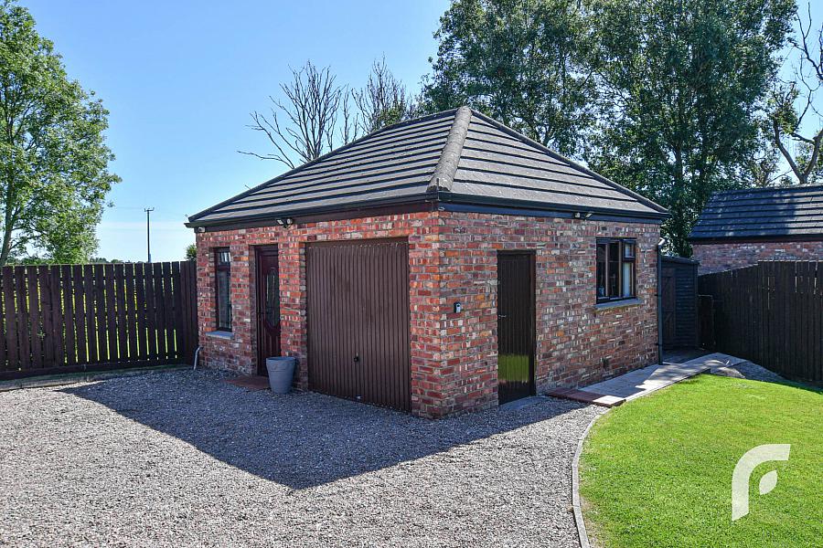 7 Hedgelea Grove