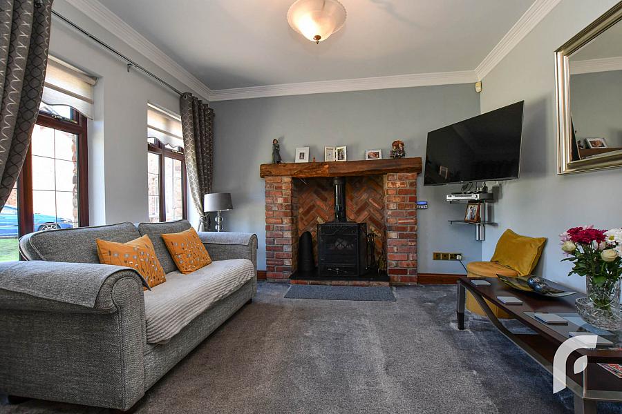 7 Hedgelea Grove