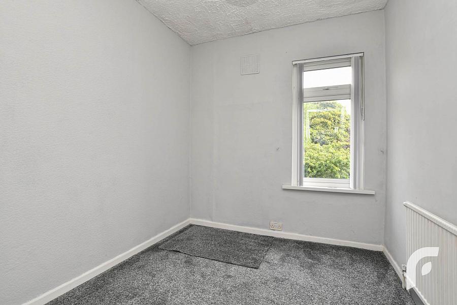 9 Glenville Road
