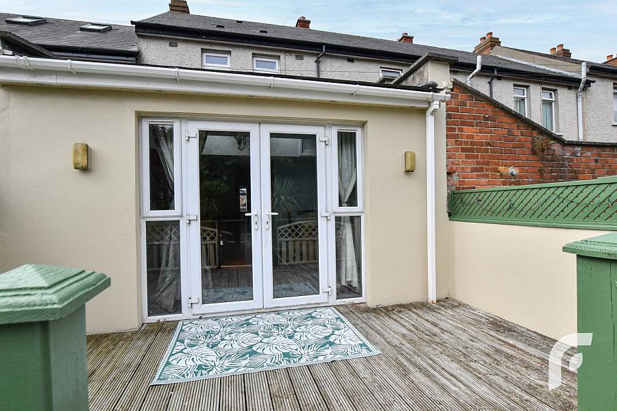 9 Glenville Road