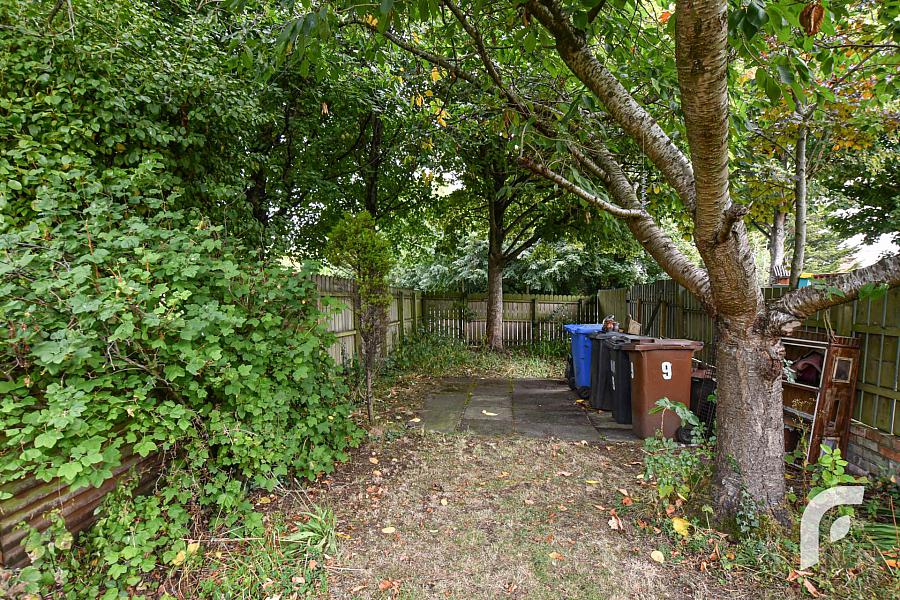 9 Glenville Road
