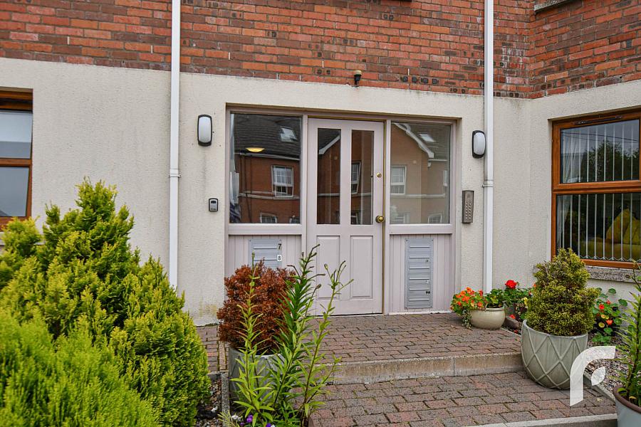 9 Dillons Grange