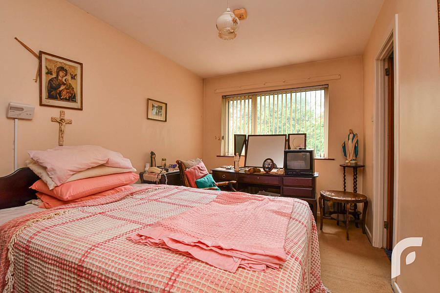 5 Somerton Close
