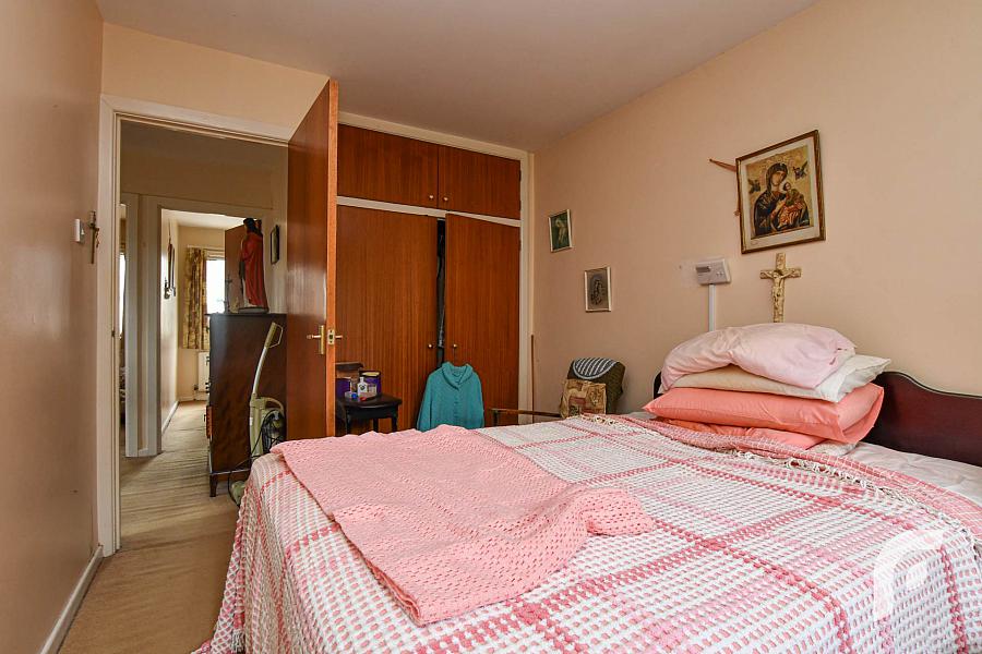 5 Somerton Close