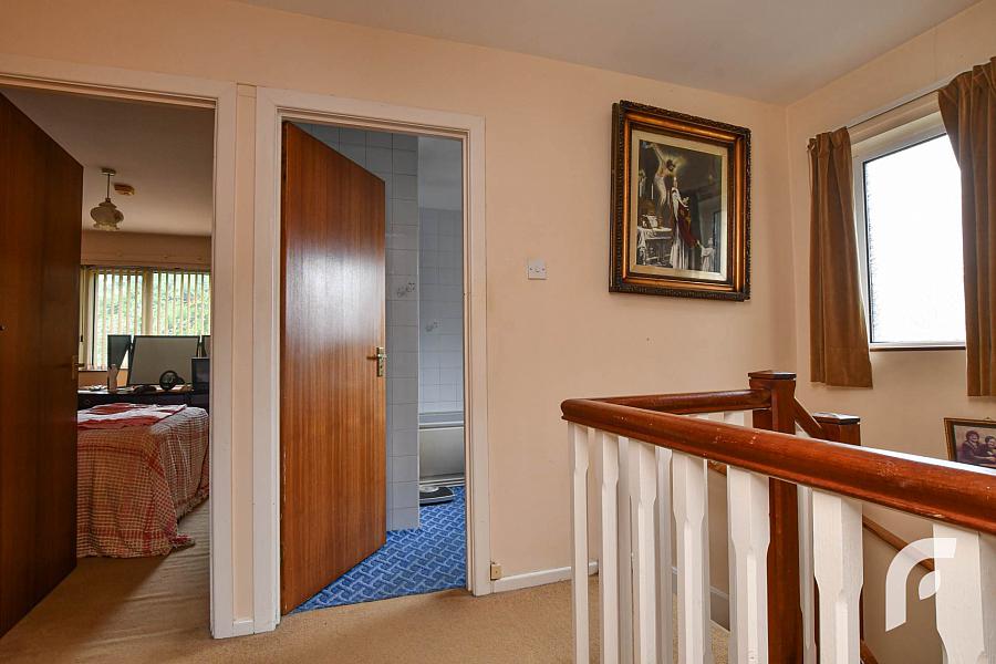 5 Somerton Close