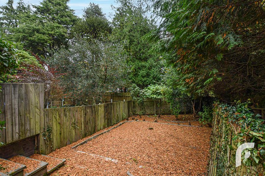 5 Somerton Close