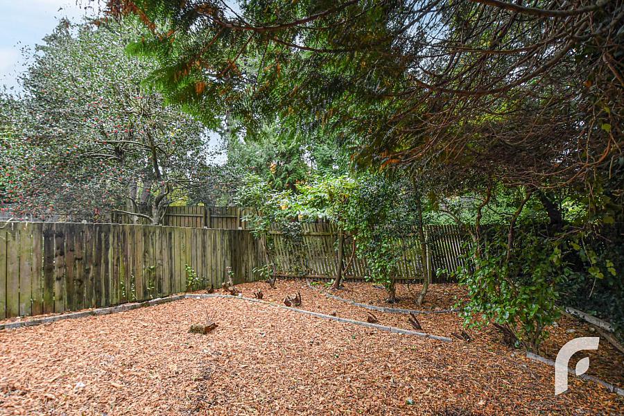 5 Somerton Close