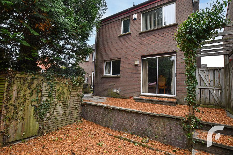 5 Somerton Close