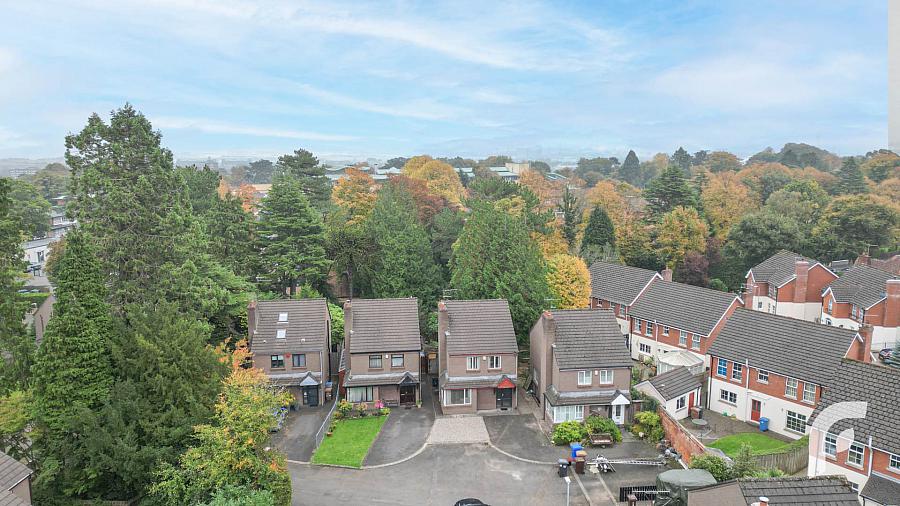 5 Somerton Close