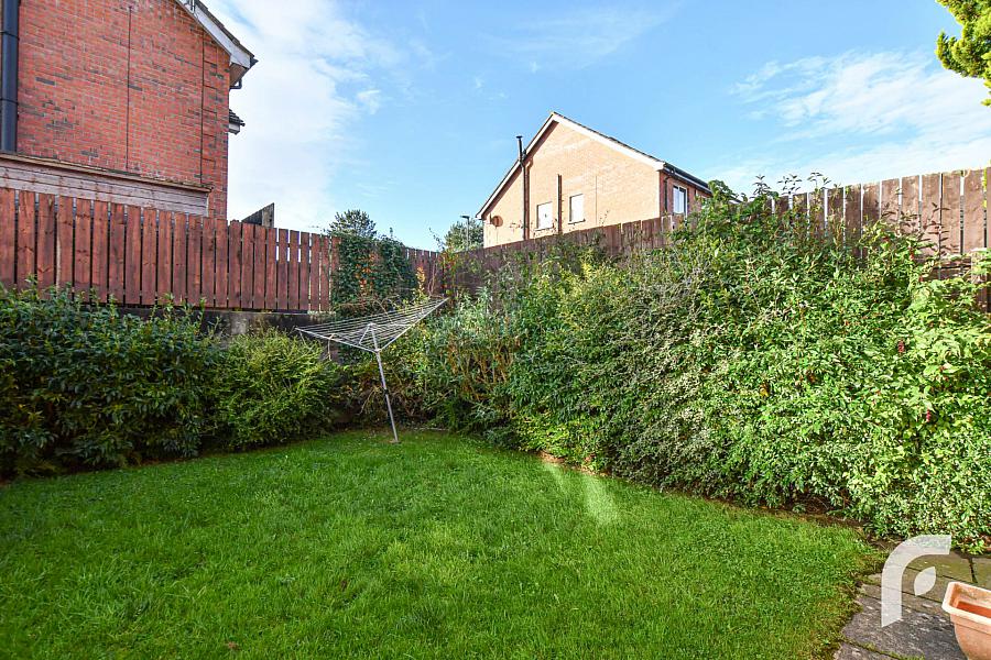 8 Ben Eden Court
