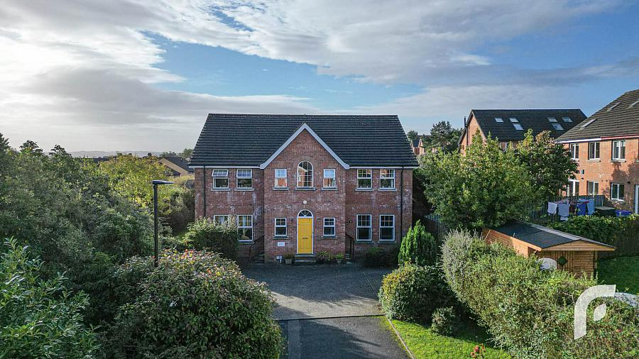 8 Ben Eden Court