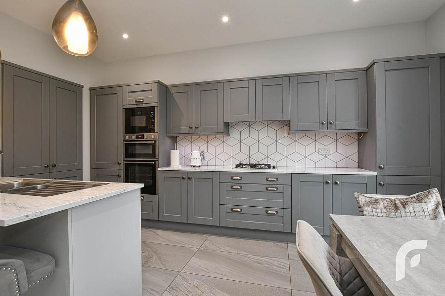21 Donegall Park Gardens