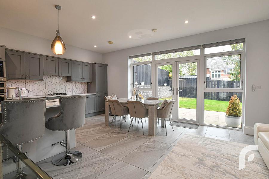 21 Donegall Park Gardens