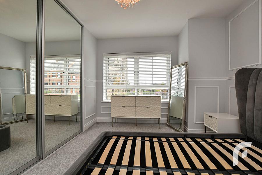 21 Donegall Park Gardens