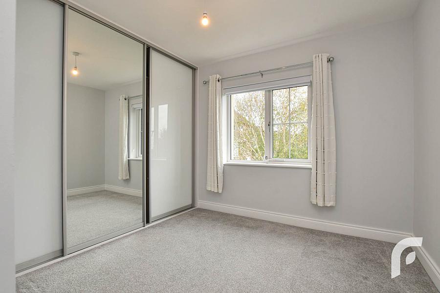 21 Donegall Park Gardens