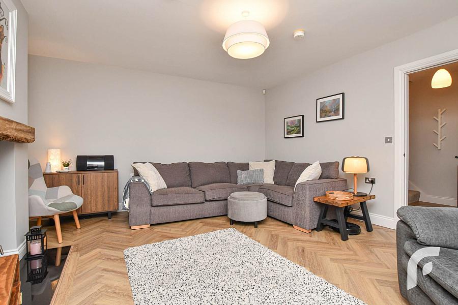 33 Hartley Hall Park