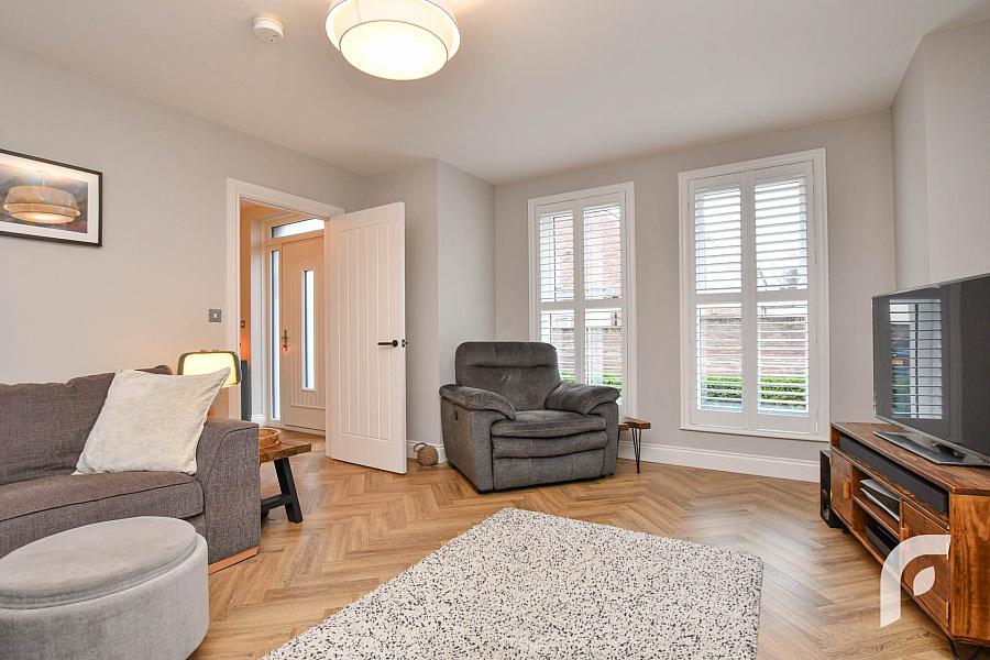 33 Hartley Hall Park