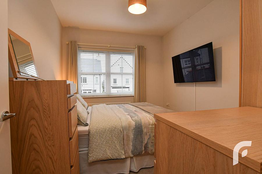 33 Hartley Hall Park