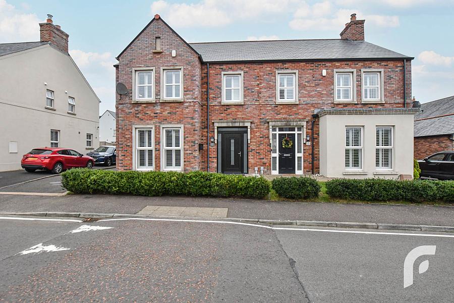 33 Hartley Hall Park