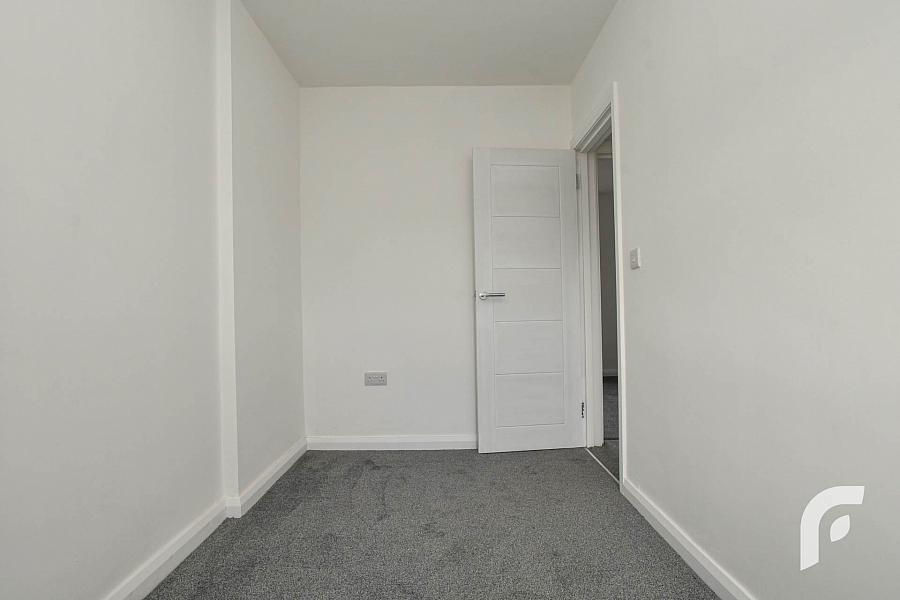 27 Serpentine Parade