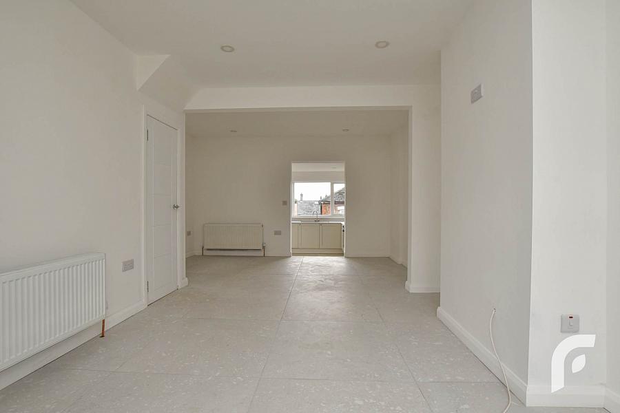 27 Serpentine Parade