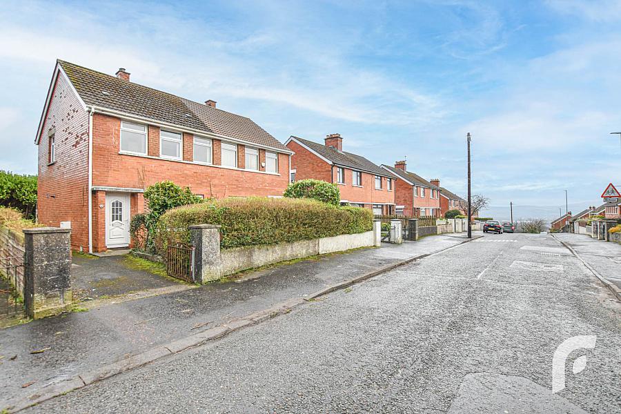 21 Beechill Park North