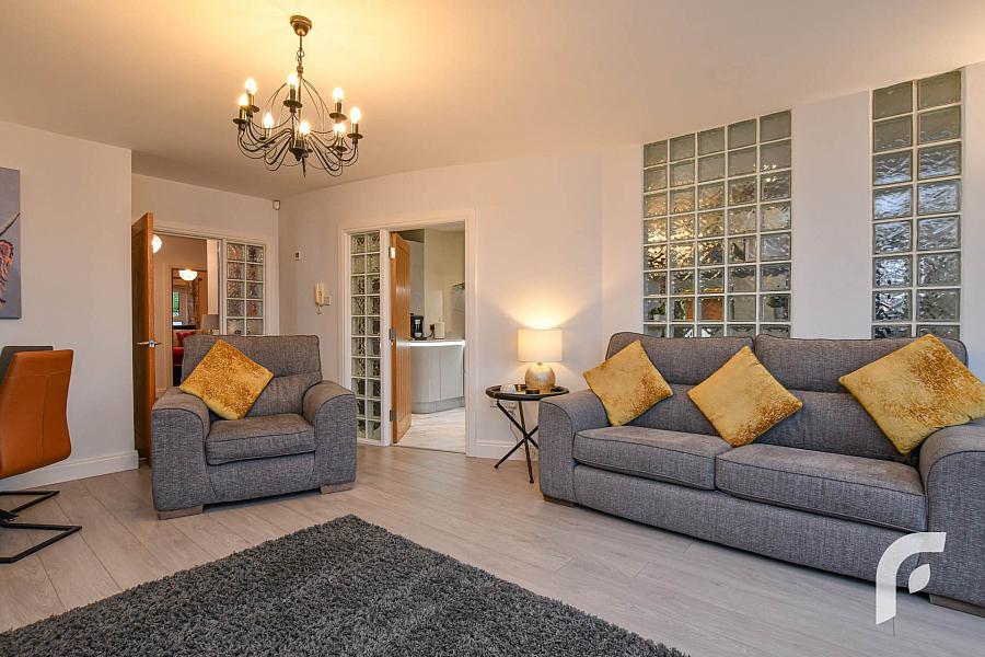 Apt 1 Sunlea Court Rhanbuoy Park