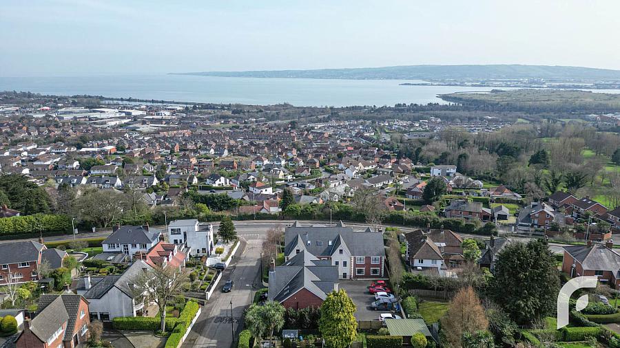 Apt       Glencoe Park