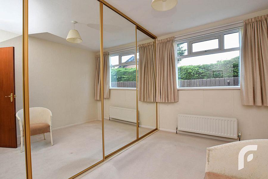 1 Lenamore Park