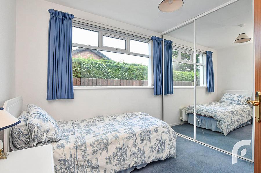 1 Lenamore Park