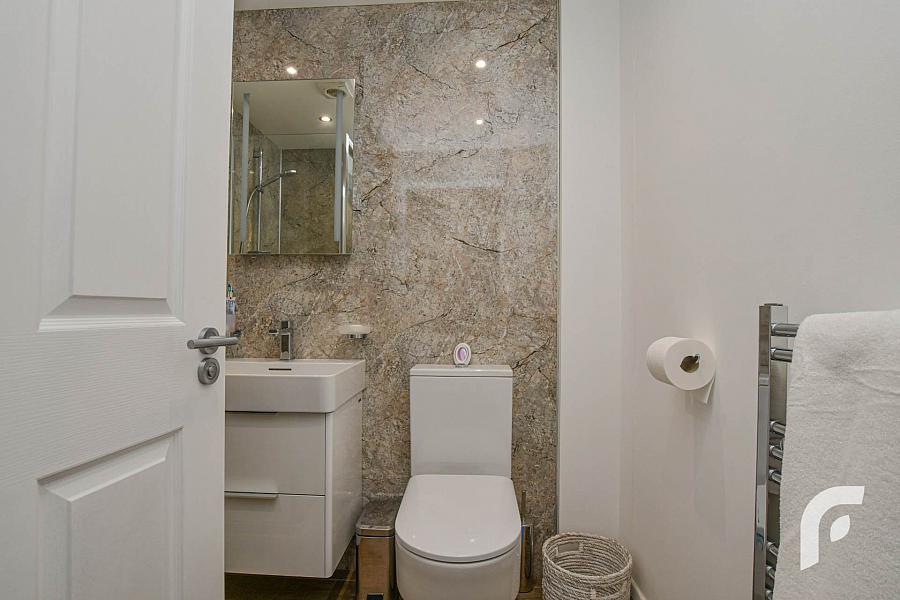 Apartment 22 Queens Square