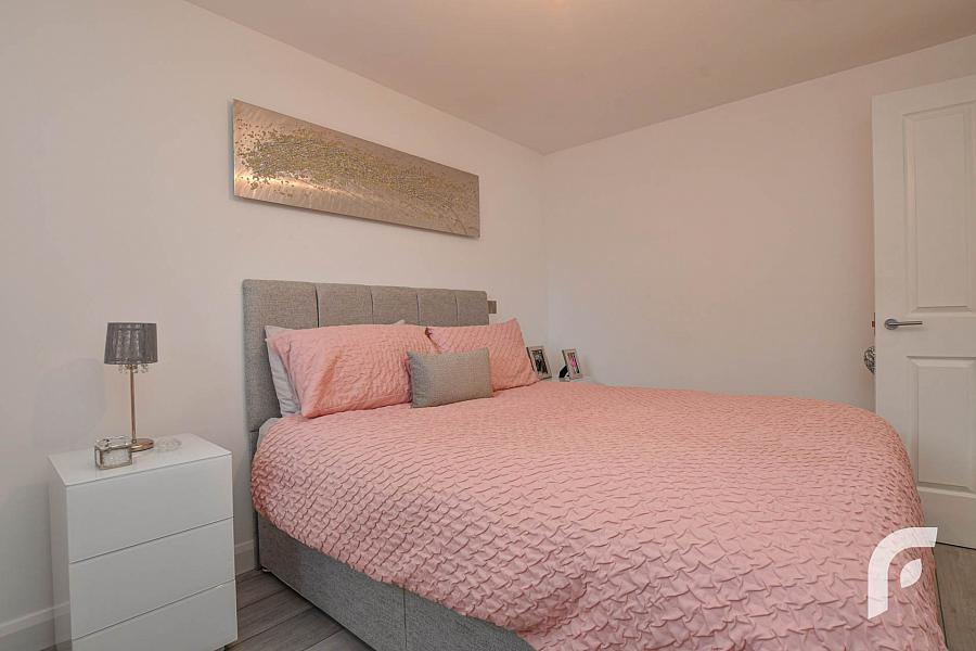 Apartment 22 Queens Square