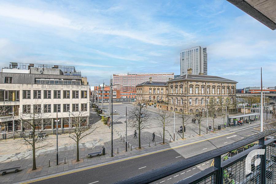 Apartment 22 Queens Square