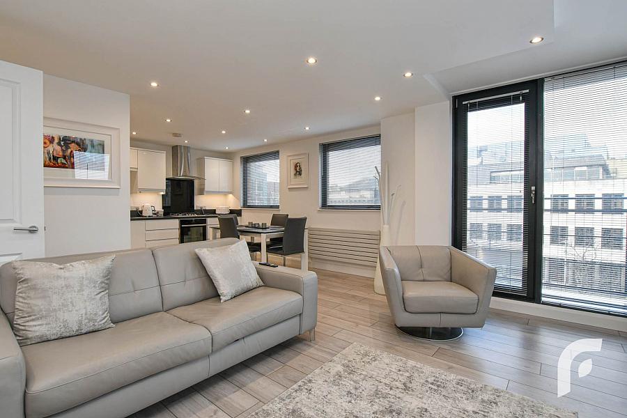 Apartment 22 Queens Square