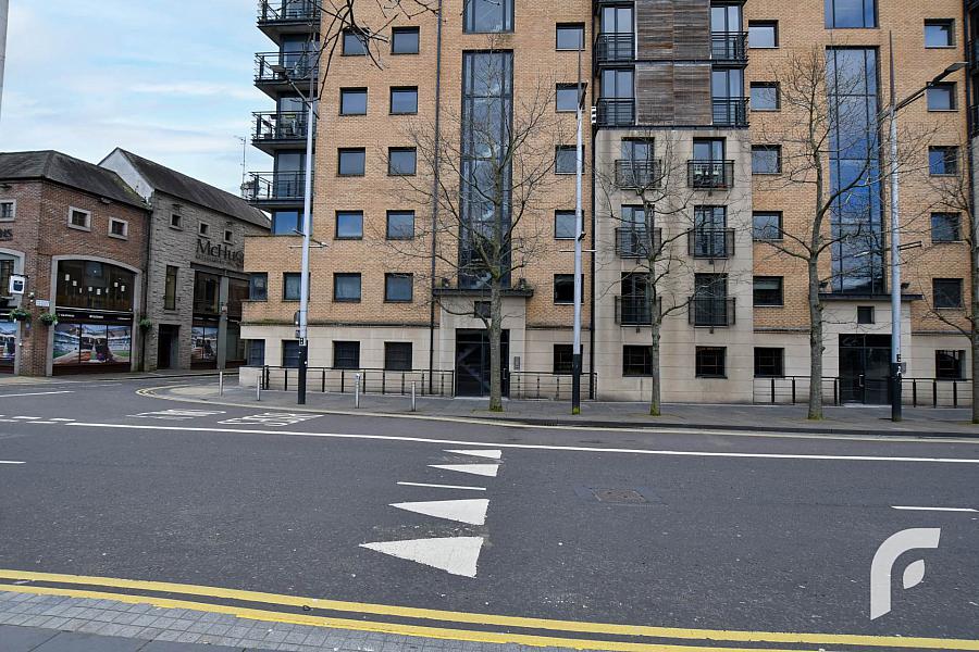 Apartment 22 Queens Square