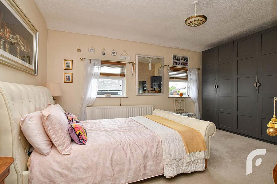 8 Cambrai Park