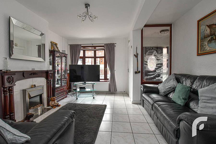 15 Dunmore Crescent