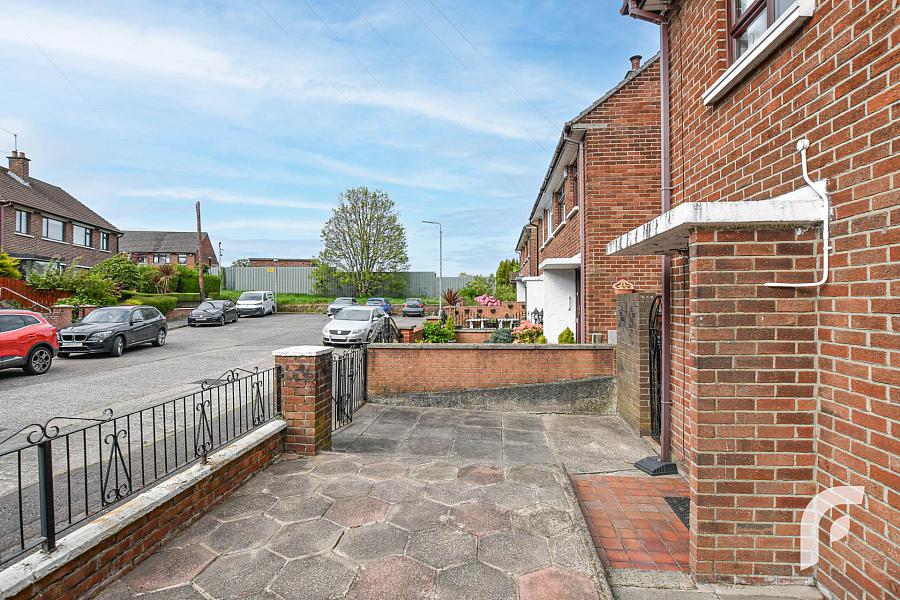 15 Dunmore Crescent
