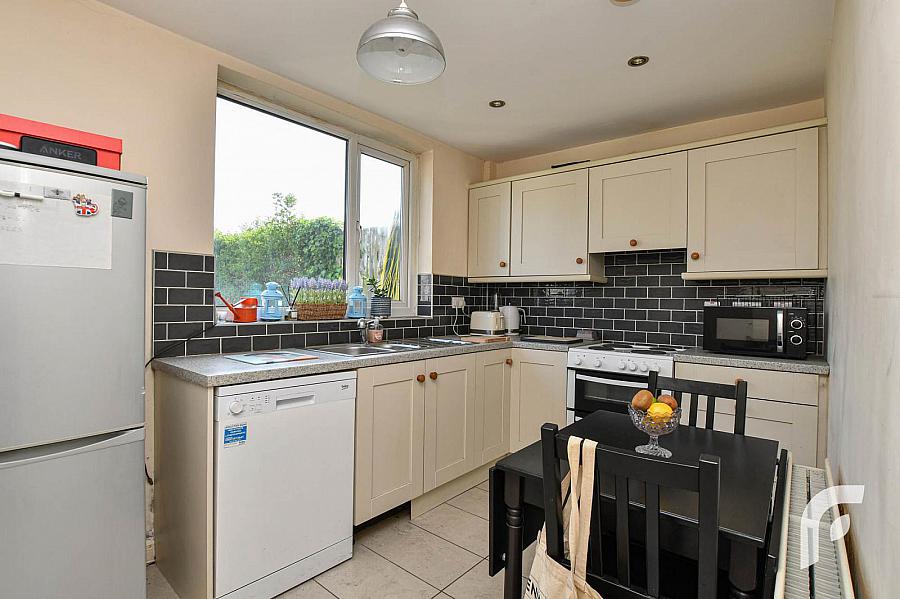 94 Fernagh Road