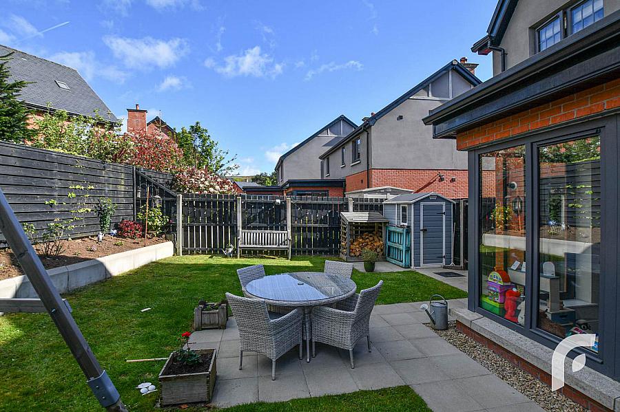 26 Oakfield Park
