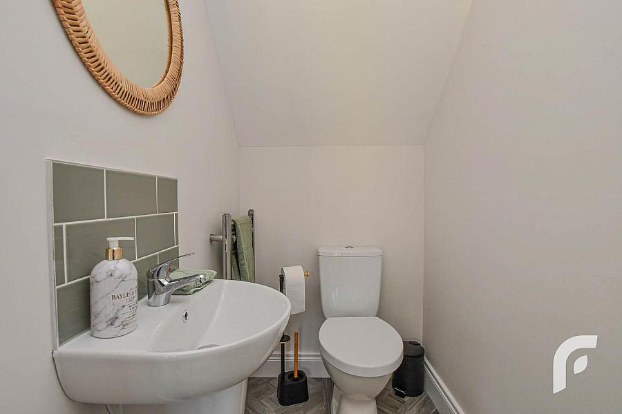 6 Rockview Lane