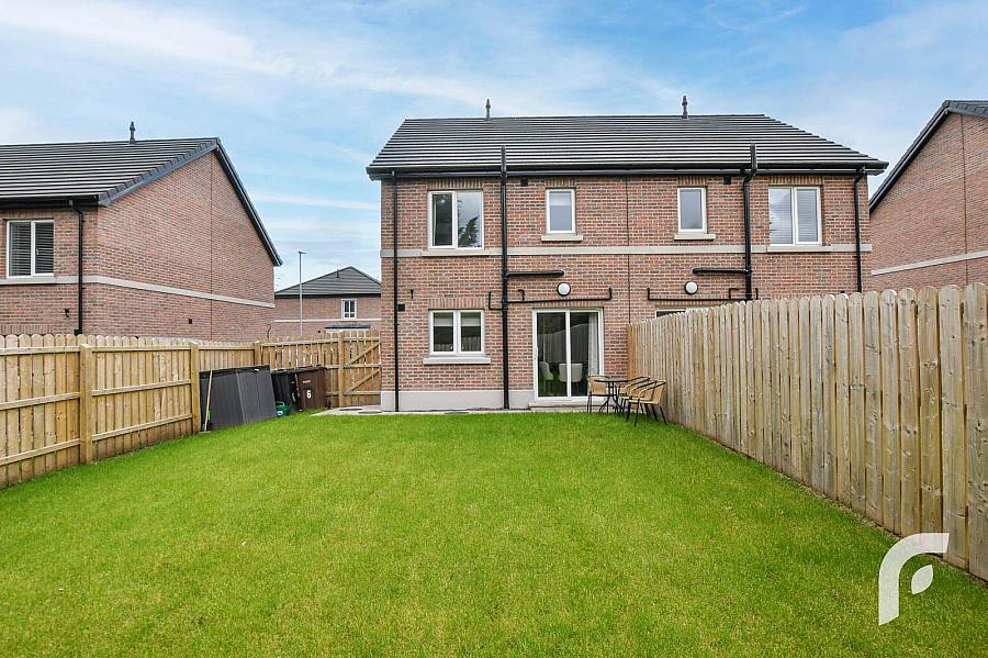 6 Rockview Lane