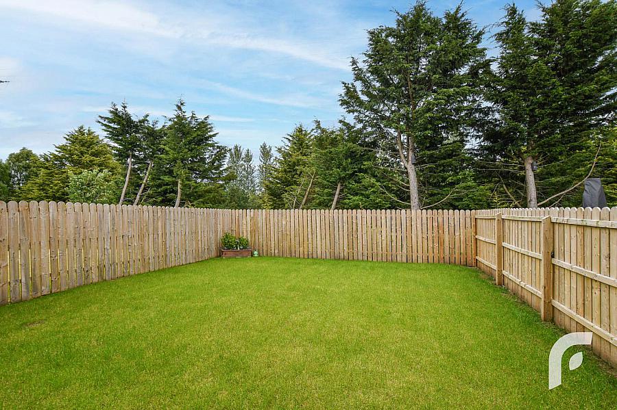 6 Rockview Lane