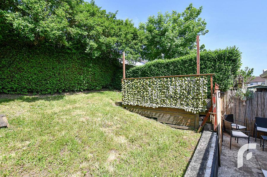 68 Silverstream Park