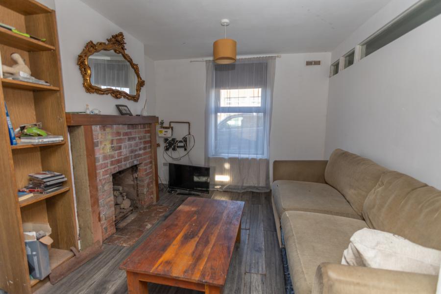 3 Upper Edward Street